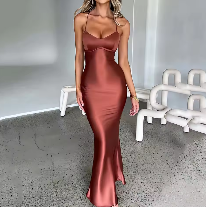 Nudiva's makalita maxi jurk VIRYLL